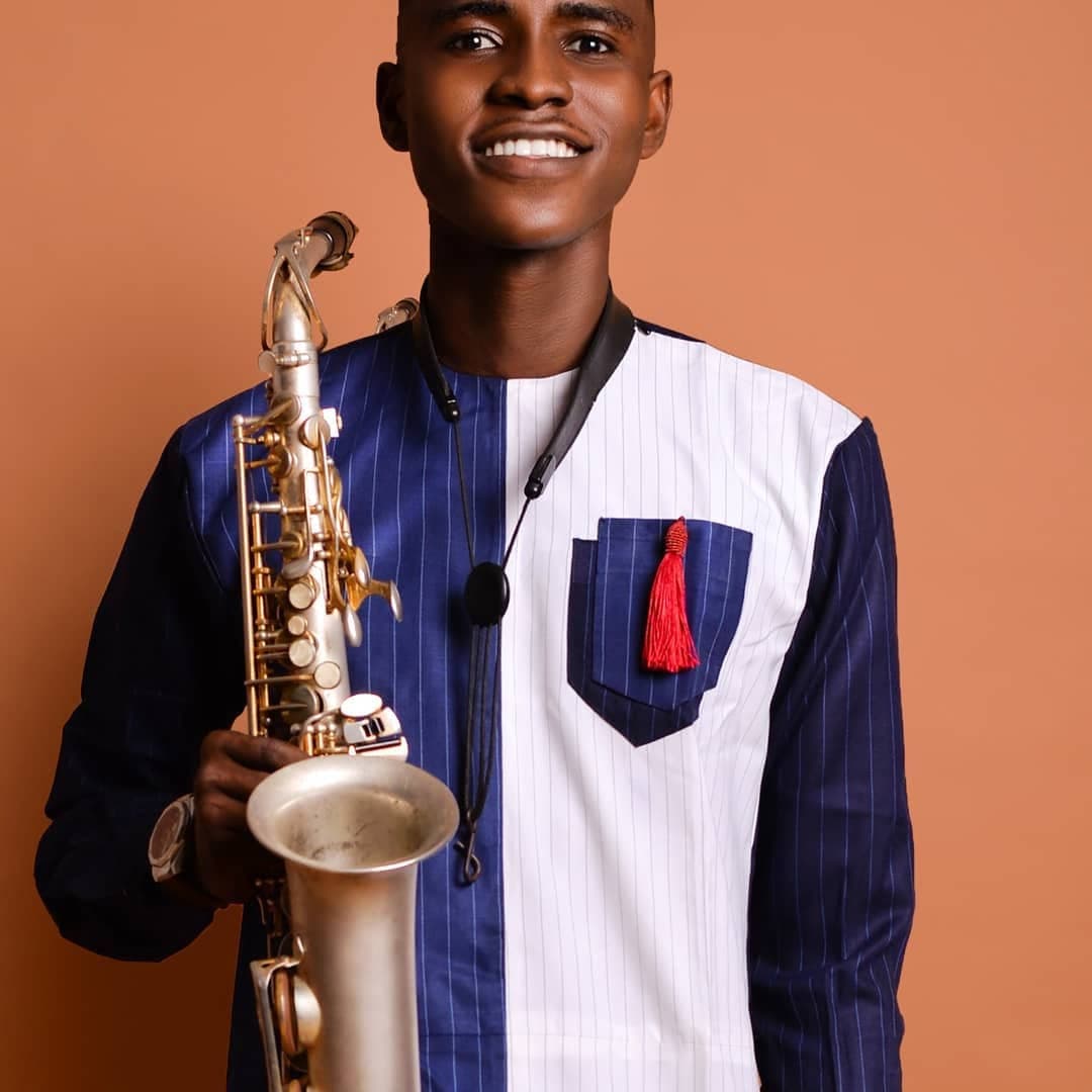 V-Sax